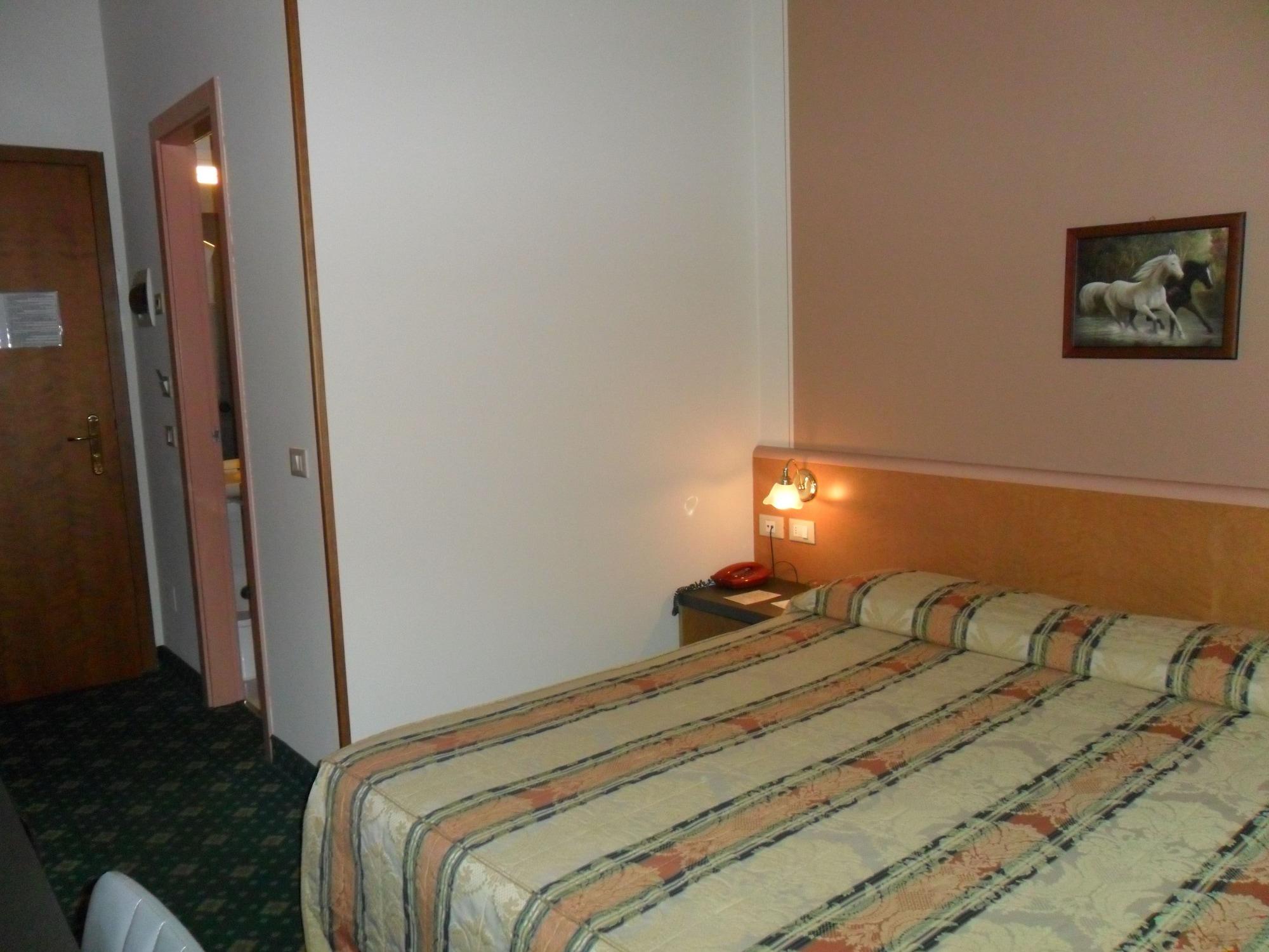 Hotel Riviera Segrate Εξωτερικό φωτογραφία