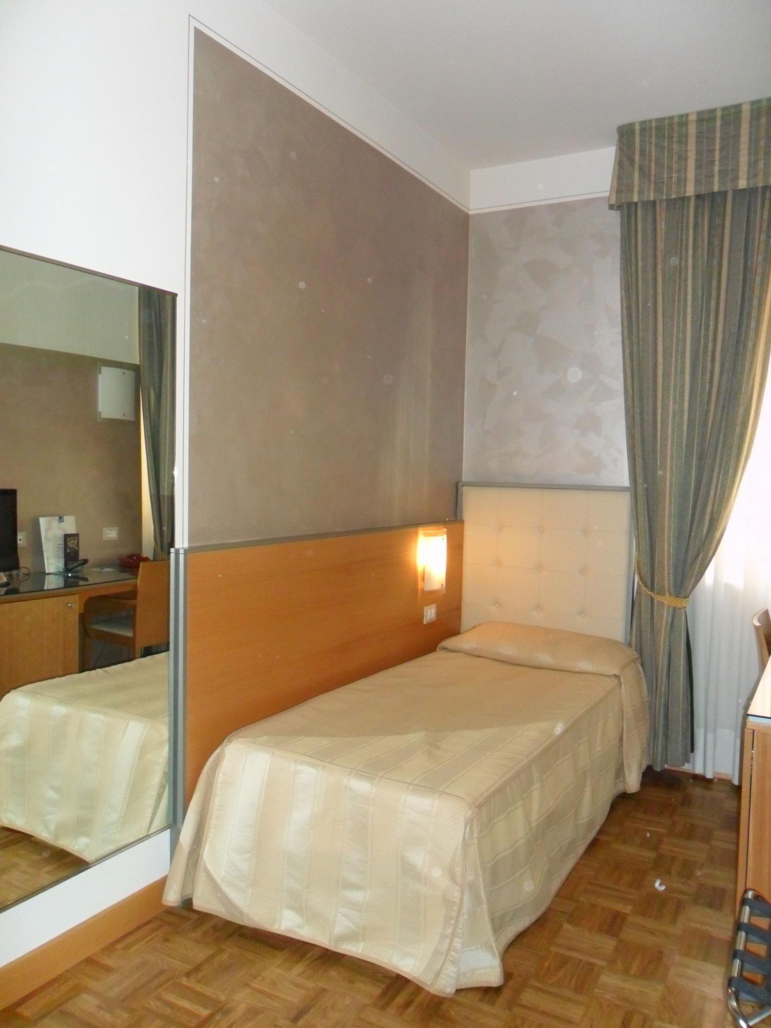 Hotel Riviera Segrate Εξωτερικό φωτογραφία