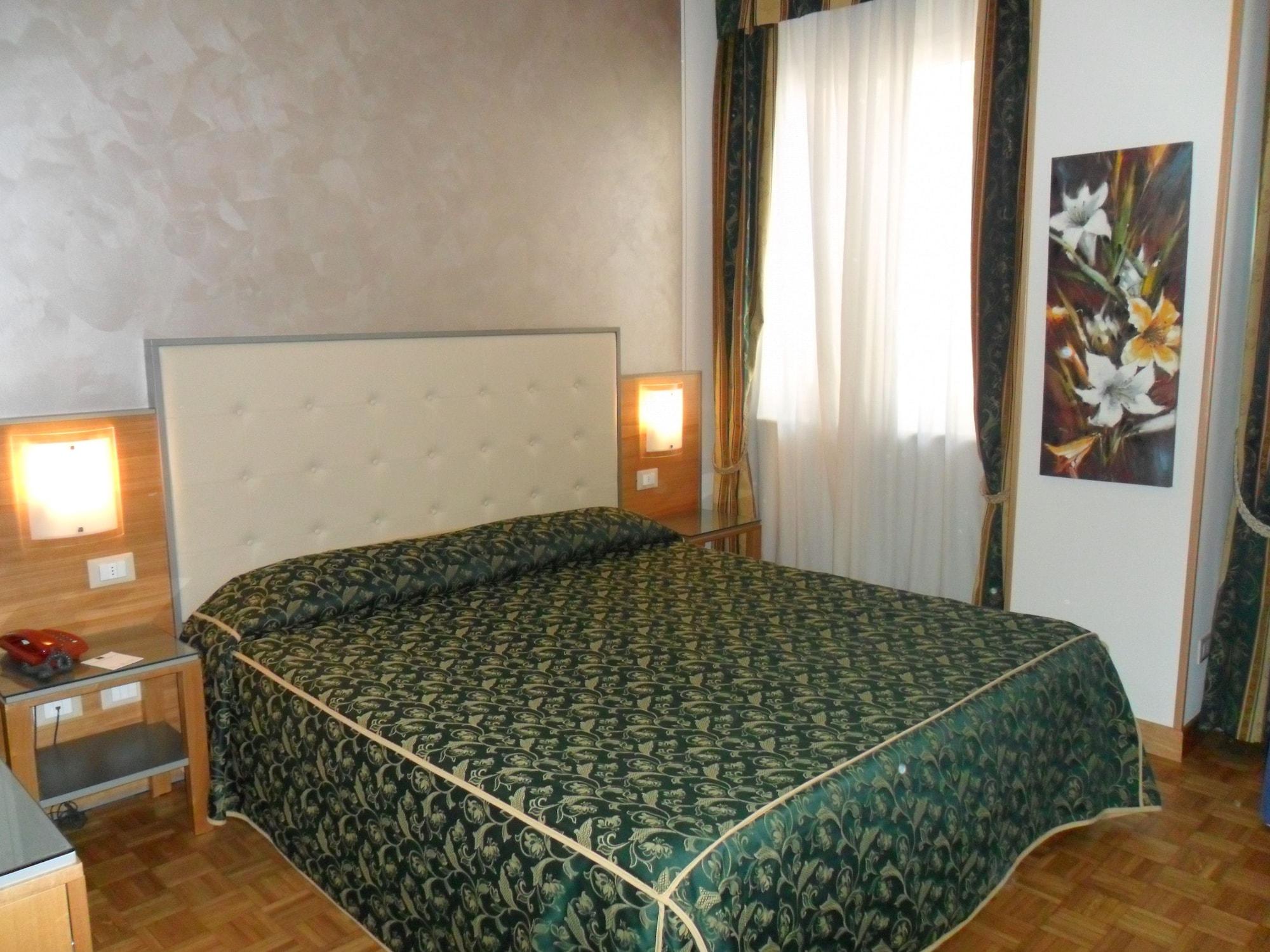 Hotel Riviera Segrate Εξωτερικό φωτογραφία