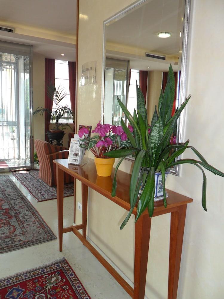 Hotel Riviera Segrate Εξωτερικό φωτογραφία