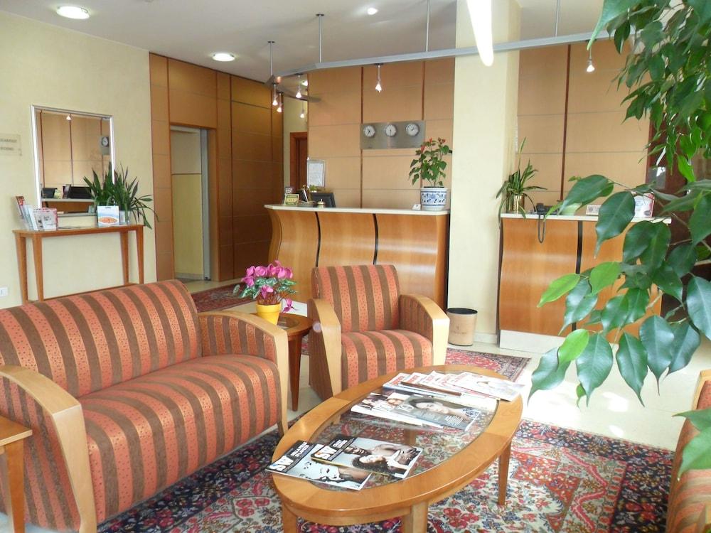 Hotel Riviera Segrate Εξωτερικό φωτογραφία