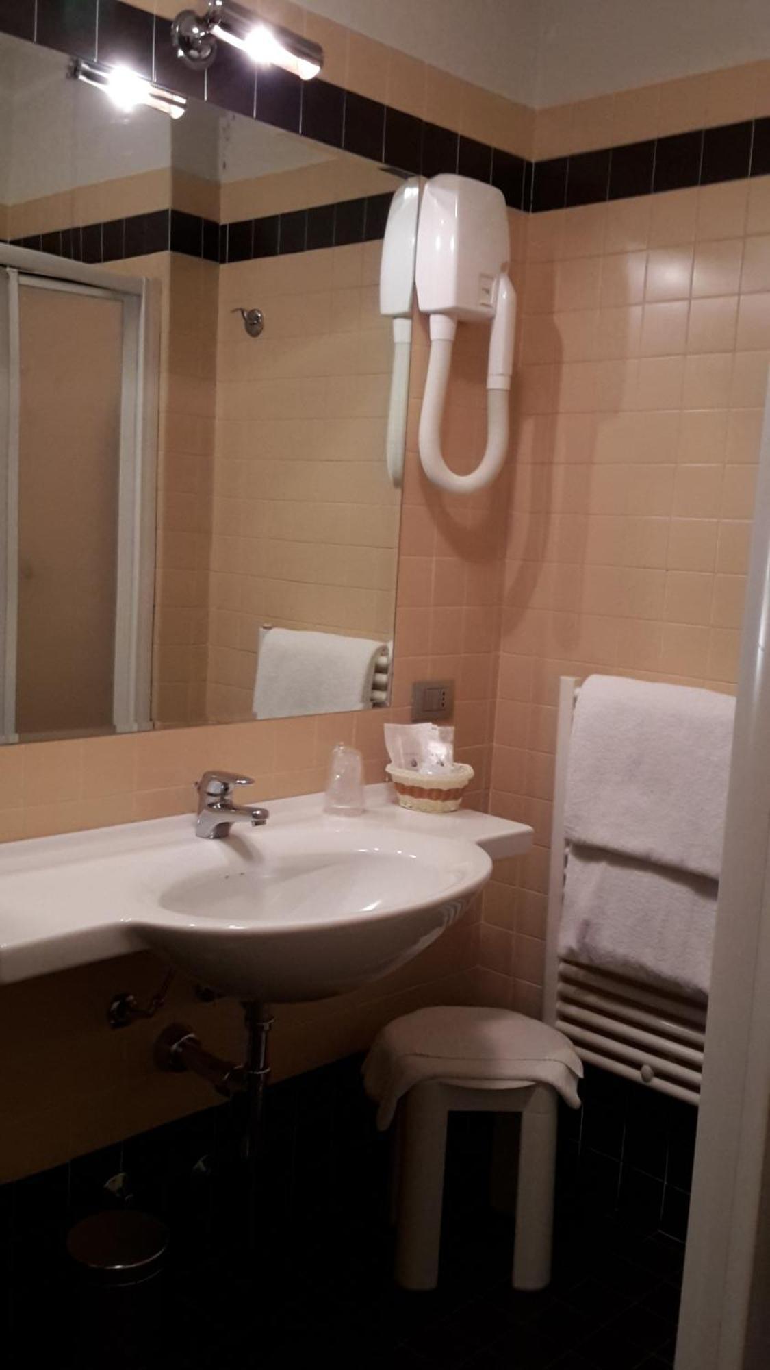 Hotel Riviera Segrate Δωμάτιο φωτογραφία