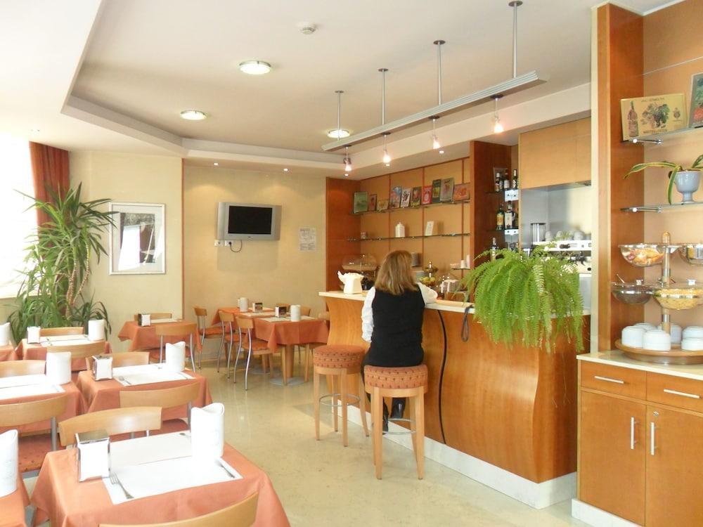 Hotel Riviera Segrate Εξωτερικό φωτογραφία